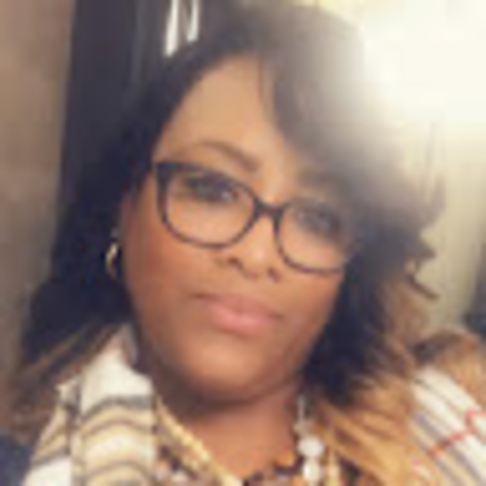 Meet your Posher, Demetreik